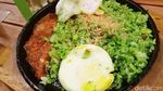 Ngumpul Bersama Sambil Menikmati Nasi Goreng Hot Plate