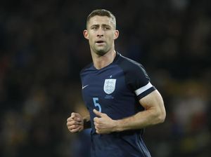 Conte Tak Risau Cahill Ditepikan Timnas Inggris