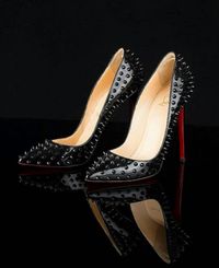 Mengintip Koleksi Tas & Sepatu Preloved Selebriti di Banananina