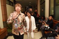  Aming Tersinggung Soal Foto Bekas Ciuman Evelyn di Lehernya