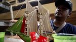 Cantiknya Miniatur Kapal Phinisi