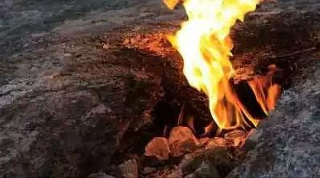 4 Tempat Melihat Api Abadi di Jawa dan Madura