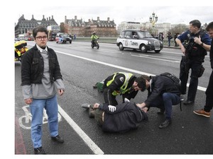 Polisi Inggris Tangkap 9 Orang Usai Serangan Teror London