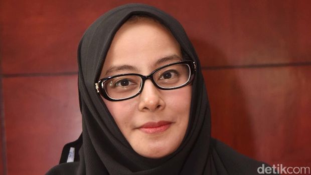 Femmy Permatasari Dilamar Vicky Prasetyo, Atalarik Cari Jawaban ke Mekah