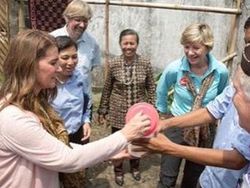 Heran, Istri Orang Terkaya Dunia Penampilannya Seperti Ini