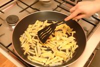 Begini Trik Membuat Sisa Kentang Goreng Kembali Renyah