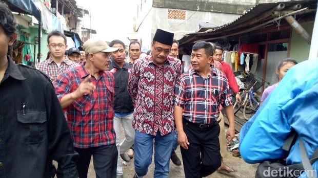 Djarot blusukan ditemani Wakil Bupati Pati / 