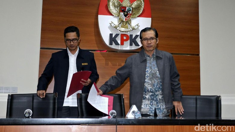 OTT Kalapas Sukamiskin, Ada Keluarga Napi Korupsi Ikut Dibawa KPK OTT Kalapas Sukamiskin, Ada Keluarga Napi Korupsi Ikut Dibawa KPK