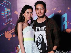 Pilih-pilih Cincin, Syahnaz dan Jeje Govinda Kunjungi Pameran Pernikahan