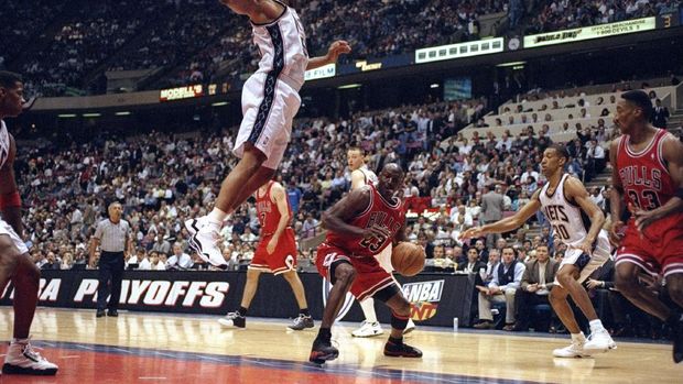 Michael Jordan saat tampil bersama Chicago Bull