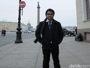 Memagari Mahkamah Konstitusi