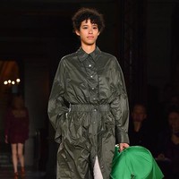 PARIS, FRANCE - MARCH 06: Designer Stella McCartney is seen on the runway during the Stella McCartney show as part of the Paris Fashion Week Womenswear Fall/Winter 2017/2018 on March 6, 2017 in Paris, France. (Photo by Pascal Le Segretain/Getty Images)