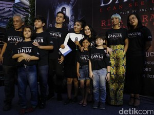 Rilis OST Film Danur, Kehadiran Prilly Latuconsina Cs Bikin Heboh