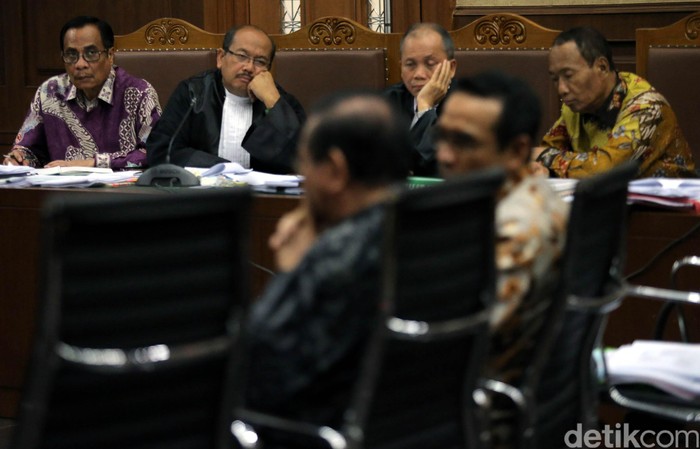 2 Terdakwa Kasus Korupsi e-KTP akan Hadapi Tuntutan 22 Juni