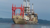 Kapal Genset Raksasa ini sengaja khusus disewa dari Turki delama 5 tahun ke depan demi menerangi Ambon.