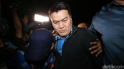 KPK Tangkap Andi Narogong