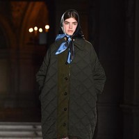 PARIS, FRANCE - MARCH 06: Designer Stella McCartney is seen on the runway during the Stella McCartney show as part of the Paris Fashion Week Womenswear Fall/Winter 2017/2018 on March 6, 2017 in Paris, France. (Photo by Pascal Le Segretain/Getty Images)