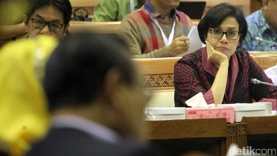 Sri Mulyani dan DPR Rapat Bahas Kinerja BUMN