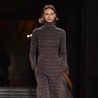 PARIS, FRANCE - MARCH 06: Designer Stella McCartney is seen on the runway during the Stella McCartney show as part of the Paris Fashion Week Womenswear Fall/Winter 2017/2018 on March 6, 2017 in Paris, France. (Photo by Pascal Le Segretain/Getty Images)