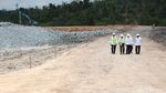 Jokowi dan Menteri PUPR Tinjau Bendungan Batam
