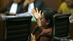 Miryam Haryani Menangis di Sidang Korupsi e-KTP