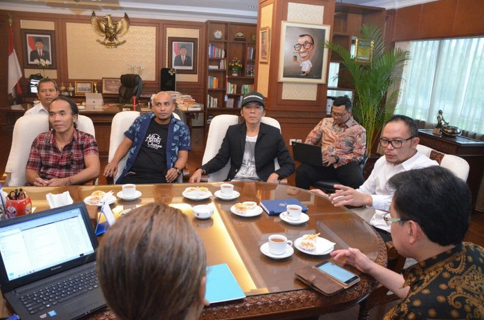 Kemnaker Gandeng Slank Kembangkan Aplikasi Pencari Kerja