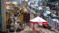 Underpass Mampang-Kuningan akan dibangun sepanjang kurang lebih 800 meter dengan lebar 20 meter atau empat lajur jalan.