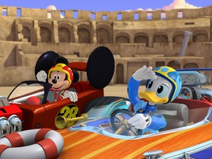 Mickey Mouse dan Kawan-kawan Jadi Pebalap di Mickey and the Roadster Racers