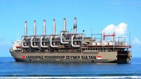 Kapal Genset Raksasa Amurang memiliki kapasitas 120 MW yang mengalirkan listrik untuk daerah Minahasa Selatan, Sulawesi Utara. (Foto: dok. PLN)