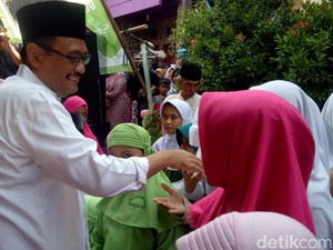 Setelah Jakbar, Djarot Janji Ada Masjid Raya di Jaksel dan Jaktim