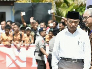 Mendikbud: 8 Jam Sekolah Kuatkan Simbiosis Madrasah-Sekolah