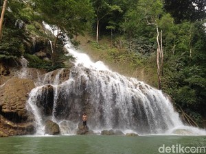 NTT Punya Air Terjun Secantik Ini