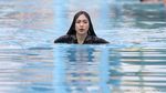 Berenang Bareng Vizza Dara