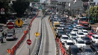 Pemerintah Provinsi DKI Jakarta memberlakukan rekayasa lalu lintas terkait dengan adanya pekerjaan pembangunan underpass Mampang-Kuningan, Jakarta Selatan oleh Dinas Bina Marga DKI Jakarta.