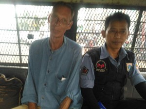 Ken WN Inggris Pailit Setelah Habiskan 2,5 M untuk Obati Istri