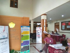 Tom Lembong dan Pejabat BKPM Setor SPT ke Ditjen Pajak
