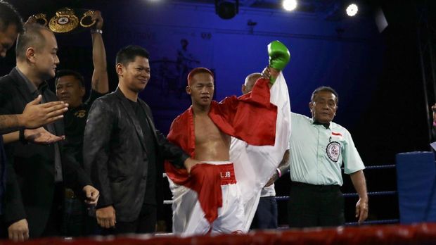 Daud Yordan Menang KO di Ronde Dua atas Petinju Thailand