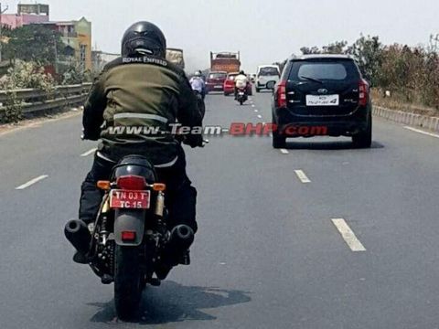 Royal Enfield 750cc Twin Silinder 'Nongol'