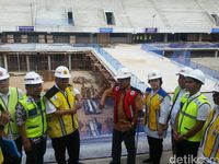 Kelakar JK Soal Rompi Merah dan Kuning ke Puan Maharani