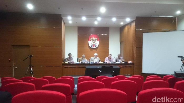 Pansel Gali Latar Belakang Hingga Integritas Calon Penasihat KPK