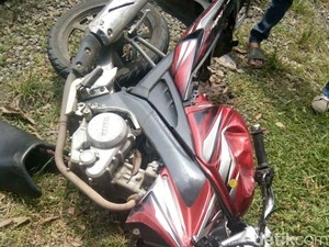 Salip Mobil, Biker di Cirebon Tewas Diseruduk Truk Tangki