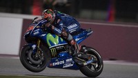 Maverick Vinales memacu motornya. Mirco Lazzari gp/Getty Images.
