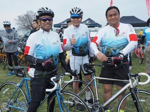 2 Mantan Menteri Jokowi Promosi Investasi RI Lewat Tur Sepeda di Jepang