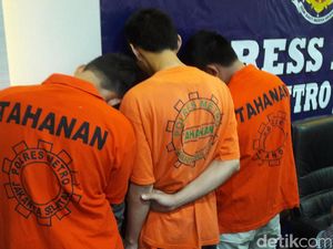 Rampas HP WNA yang Jadi Penumpangnya, Sopir Taksi Ini Ditangkap