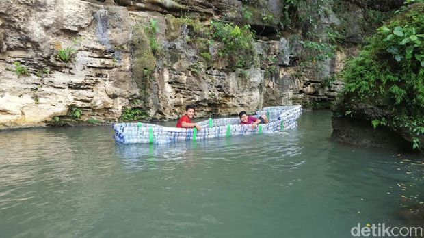 Perahu dari Botol Sampah Gua Pindul, Gunungkidul
