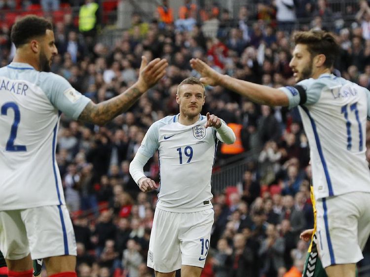 Inggris Perkasa di Wembley