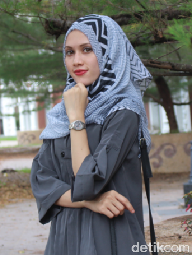 Gaya 6 Peserta Sunsilk Hijab Hunt 2017 dengan Bakat Nyanyi