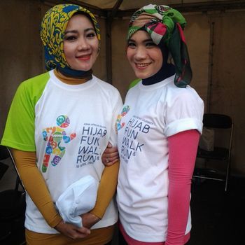 Gaya Eksentrik Satchy, DJ Berhijab Bandung yang Tinggalkan Klub Malam