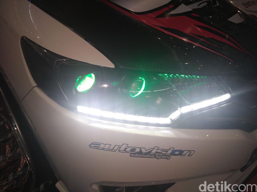 Lampu Autovision