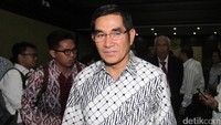 Saksi ahli yang dihadirkan OC Kaligis yakni mantan Ketua Mahkamah Konstitusi Hamdan Zoelva.